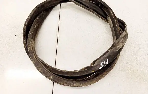 Opel Astra H Rubber seal front coupe door