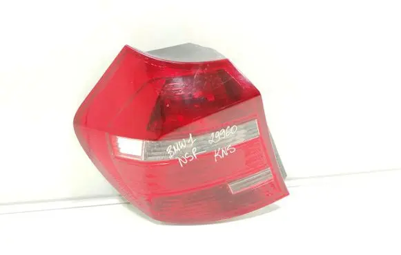 BMW 1 E81 E87 Rear/tail lights 6924501