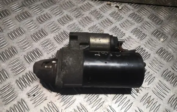 Mercedes-Benz B W245 Starter motor 0051517401 A0051517401