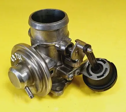 Audi A3 S3 8L EGR valve 038129637 038131501A