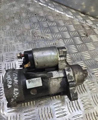 Nissan Almera Tino Starter motor 23300WD001 M008T71371