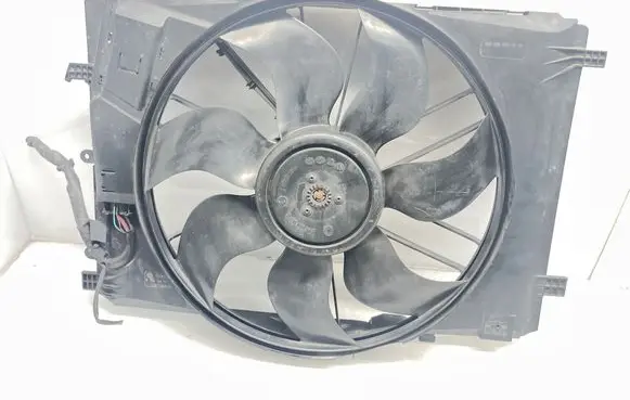 Mercedes-Benz C W204 Electric radiator cooling fan A2045000193