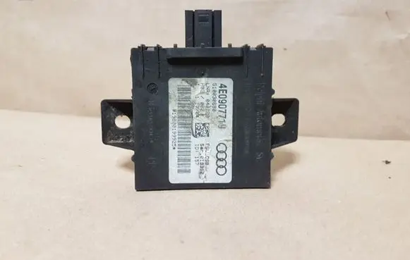 Audi A8 S8 D3 4E Alarm control unit/module 4E0907719