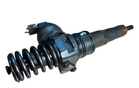 Audi A3 S3 8L Fuel injector 038130073AG 0414720215 0414720265