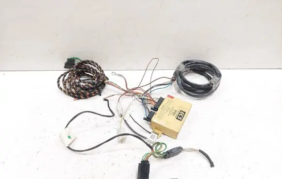 Volkswagen Golf Plus Tow bar trailer control unit/module 5F001 E4021203