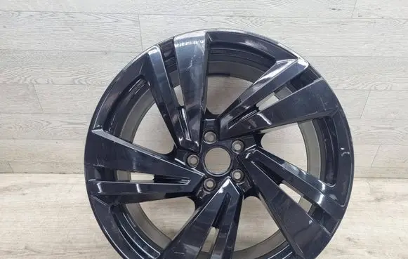 Volkswagen Touareg III R20 alloy rim 760601025S