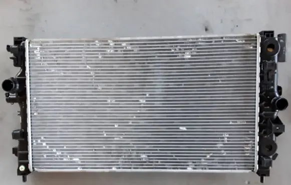 Opel Astra J Coolant radiator 13311079