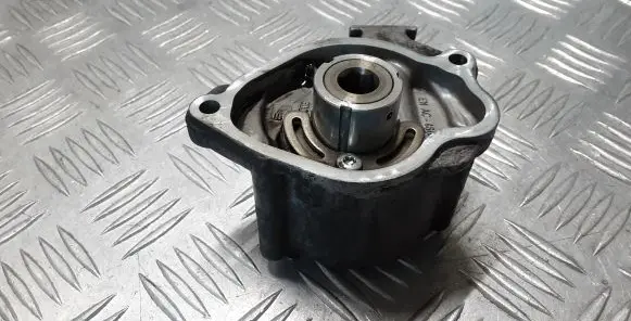 Mercedes-Benz Vito Viano W639 Vacuum pump A6512300165