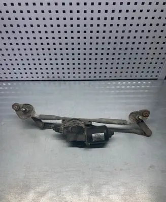 Toyota Corolla Verso AR10 Front wiper linkage and motor 851100F020 03K21B7117 MS1592007241