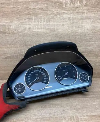 BMW 3 F30 F35 F31 Speedometer (instrument cluster) 9232895 30537107