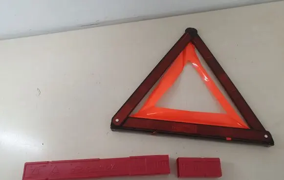 Emergency warning sign