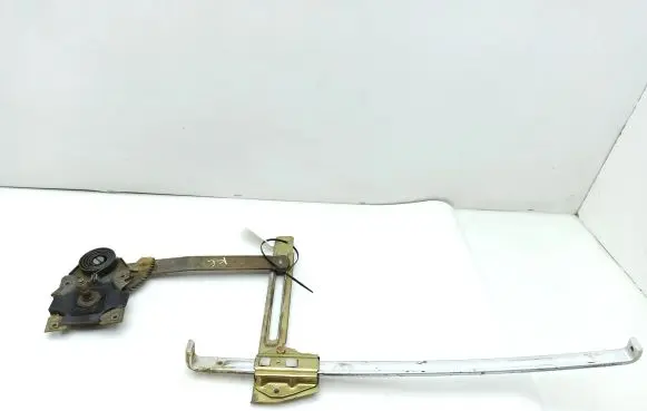 Mercedes-Benz S W116 Rear door manual window regulator 1167301746