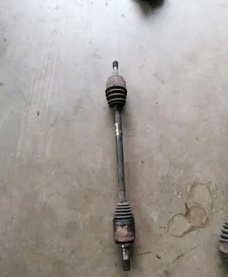 Mercedes-Benz ML W164 Rear driveshaft A1643500010