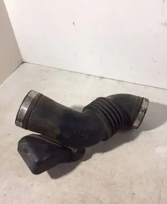 Subaru Tribeca Air intake hose/pipe