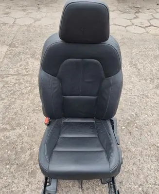 Volvo XC40 Front passenger seat 