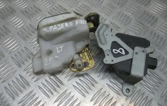 Mitsubishi Pajero Pinin Rear door lock