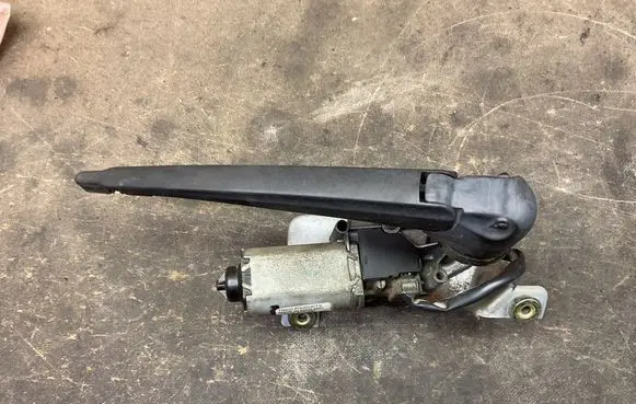 Saab 9-5 Rear window wiper motor 5407085