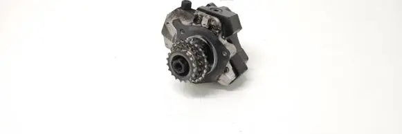 BMW X3 E83 Fuel injection high pressure pump 7788670 0445010045 3111292