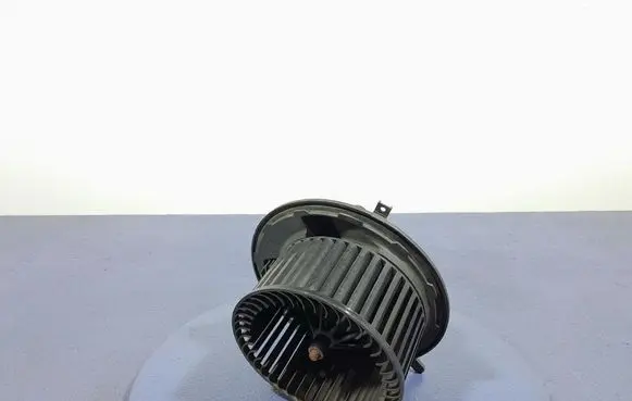 BMW 7 F01 F02 F03 F04 Heater fan/blower 6933663