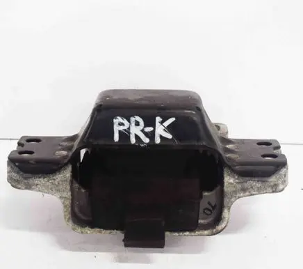 Volkswagen Touran I Engine mount bracket 1K0199555