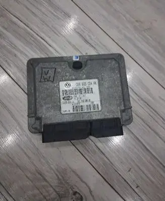 Volkswagen Polo VI Engine control unit/module ECU 036906034AK