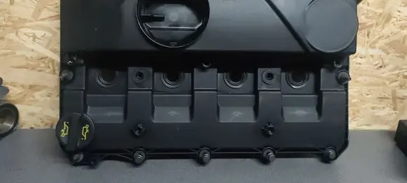 Ford Transit Rocker cam cover FE177147