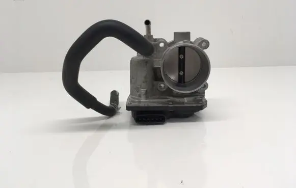 Toyota RAV 4 (XA40) Throttle valve 2203036020