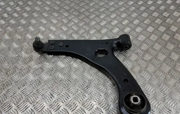 Polestar 2 Front lower control arm/wishbone 32333546