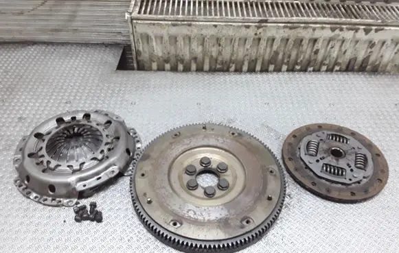 Seat Ibiza II (6k) Clutch set kit 319014910 R0301052710