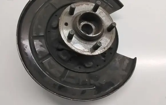 Land Rover Discovery 4 - LR4 Rear wheel hub LR045825