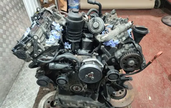 Audi Q7 4L Engine BUG