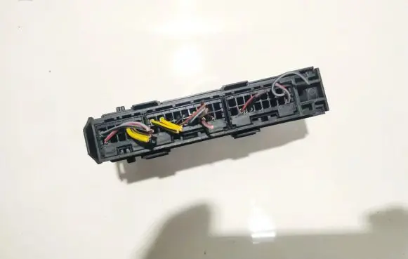 Mercedes-Benz C W202 Light module LCM 2025420432 350065
