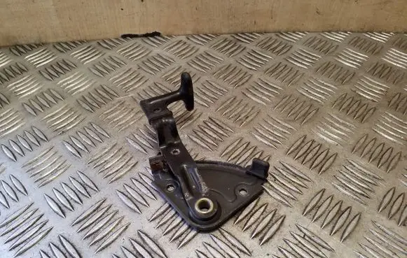 Audi A6 S6 C4 4A Engine bonnet (hood) release handle