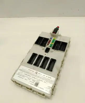 BMW X1 F48 F49 Other control units/modules 6825520 9374400673 5AGA11F01