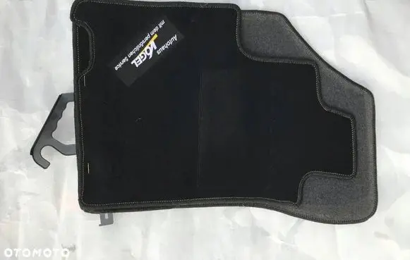 Opel Agila B Car floor mat set 