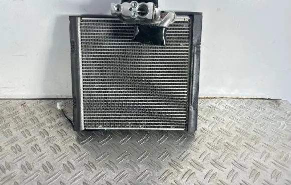 Air conditioning (A/C) radiator (interior)