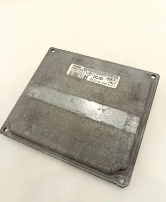 Ford Fiesta Engine control unit/module 6S6112A650FD S120977315D
