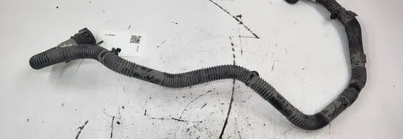 Tesla Model Y Electric car engine cooling hoses/pipes 107758500E
