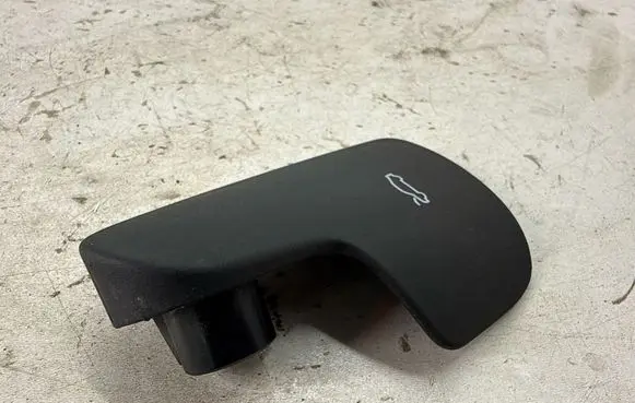Audi Q3 F3 Engine bonnet (hood) release handle 83B823533A
