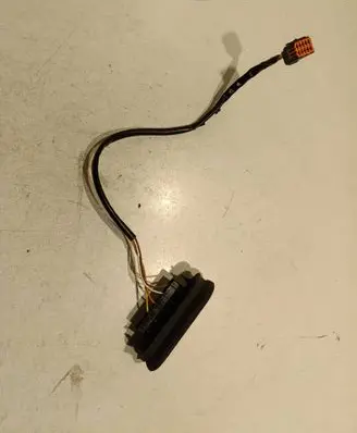 Renault Master III Sliding door contact joint 252160003R