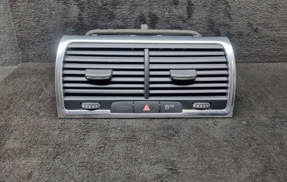 Audi Q7 4L Dash center air vent grill 4L0820951P 4L0820951