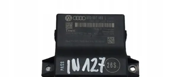 Audi A4 S4 B8 8K Gateway control module 8R0907468L