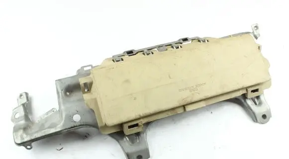 Lexus RX 450H Knee airbag 