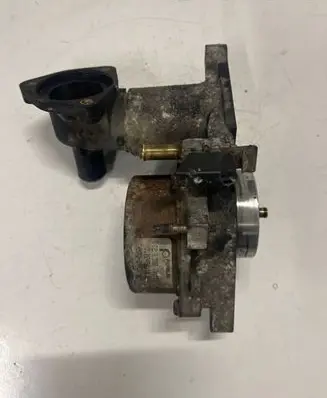 Ford Mondeo Mk III Vacuum pump XS7Q2A451BH 72245410B 02T08001093