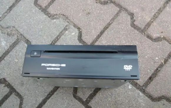 Porsche Boxster 987 Navigation unit CD/DVD player 99764215701