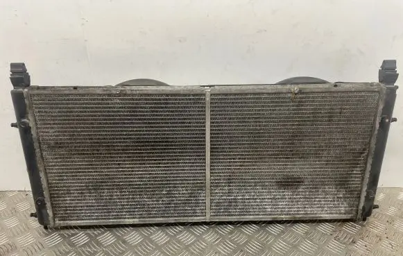 Volkswagen Multivan T4 Coolant radiator