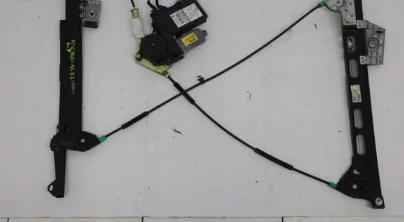 Audi A4 S4 B7 8E 8H Rear door window regulator with motor 