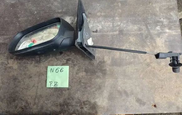 Skoda Fabia Mk1 (6Y) Manual wing mirror 28947283