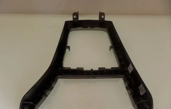 Opel Astra H Gear shifter surround trim plastic 13116962 331985437