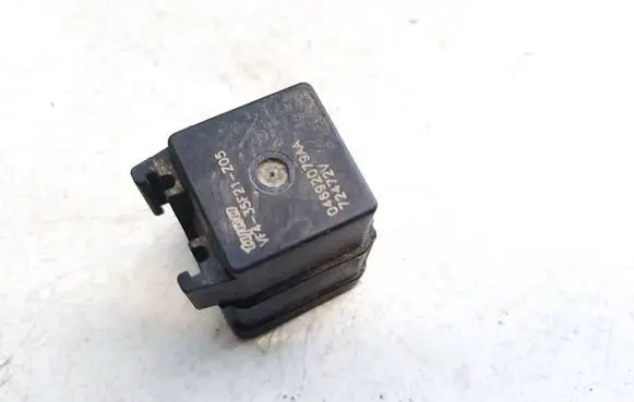 Dodge Journey Other relay 04692079AA VF4-35F21-Z05